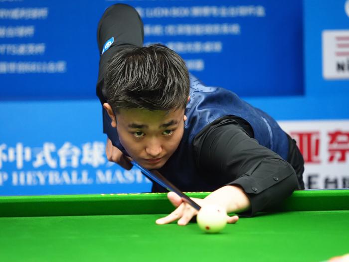 周的一大黑 周的一大黑