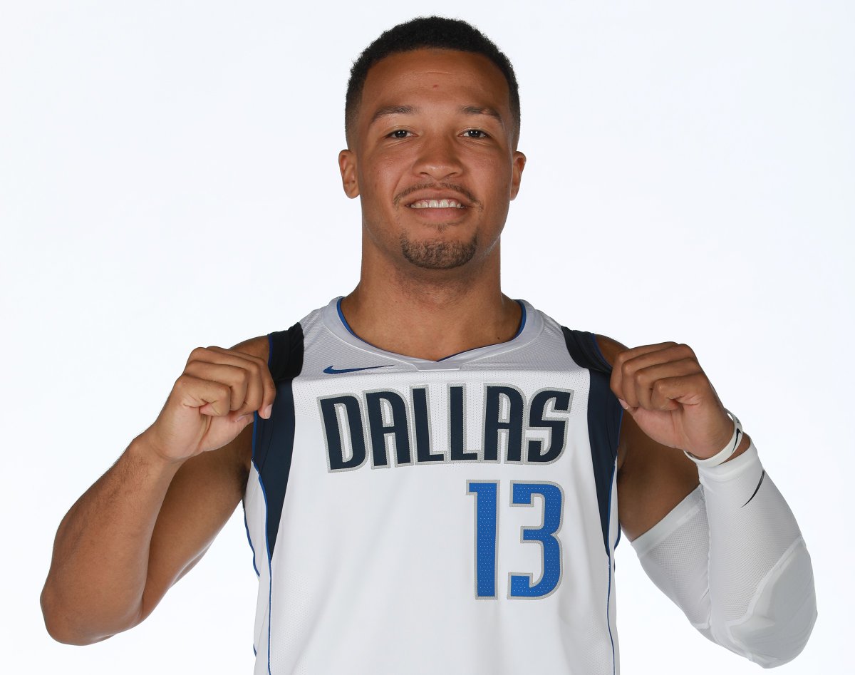 说着他们对 说着他们对