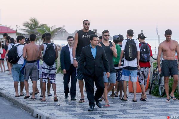 易被更强A 易被更强A